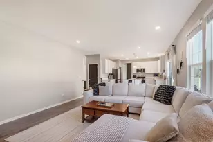 230 Whitney Dr, Elburn, IL 60119 - Photo 12