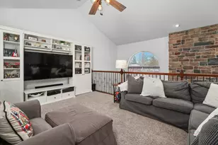 3317 Willow Ln, Island Lake, IL 60042 - Photo 18