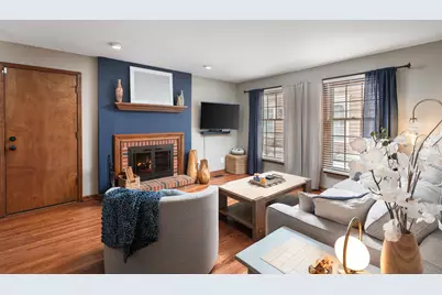 2062 Creekside Drive, Wheaton, IL 60189 - Photo 6