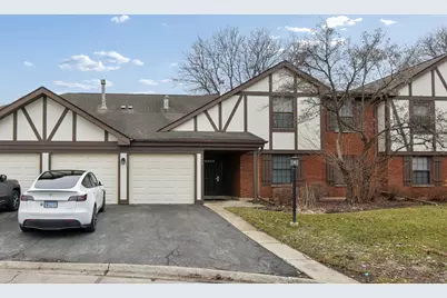 1223 Sandhurst Court #D1, Schaumburg, IL 60193 - Photo 1