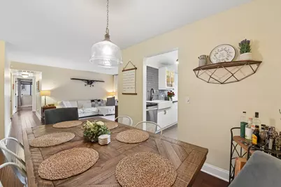 1223 Sandhurst Court #D1, Schaumburg, IL 60193 - Photo 8