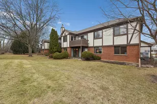 1223 Sandhurst Ct, Schaumburg, IL 60193 - Photo 22