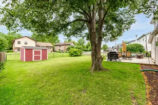 613 Thames Dr, Schaumburg, IL 60193 - Photo 34