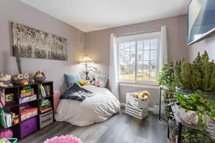 2208 Hiawatha Pkwy, Woodridge, IL 60517 - Photo 14