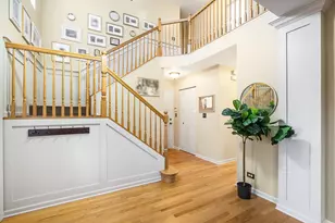 1310 Mayfair Ln, Grayslake, IL 60030 - Photo 2