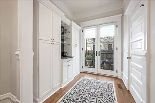 1304 N Ritchie Ct, Chicago, IL 60610 - Photo 10