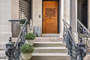 1304 N Ritchie Ct, Chicago, IL 60610 - Photo 2