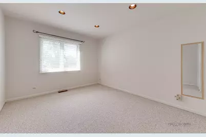 2911 Bayberry Drive, Buffalo Grove, IL 60089 - Photo 32