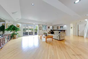 2911 Bayberry Dr, Buffalo Grove, IL 60089 - Photo 8