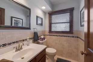 38W512 Bittersweet Ln, Elgin, IL 60124 - Photo 10