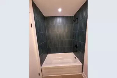 [Address not provided], Round Lake, IL 60073 - Photo 4