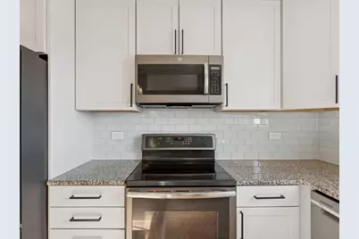 8225 N Niles Center Road N #309, Skokie, IL 60077 - Photo 14