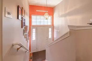 113 Meredith Ln, Streamwood, IL 60107 - Photo 2