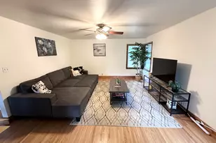 820 Lincoln Hwy, Rochelle, IL 61068 - Photo 2