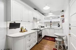 548 Michigan Ave, Evanston, IL 60202 - Photo 16