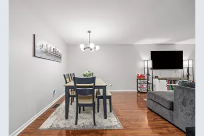 42W470 Red Bud Court, Saint Charles, IL 60175 - Photo 12