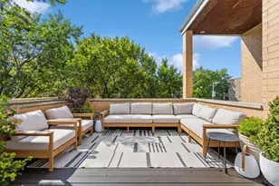 4622 N Ashland Ave, Chicago, IL 60640 - Photo 10