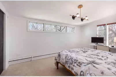 [Address not provided], Elgin, IL 60123 - Photo 12