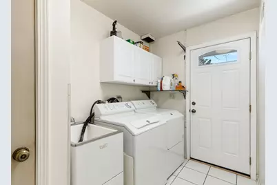 [Address not provided], Lincolnwood, IL 60712 - Photo 28