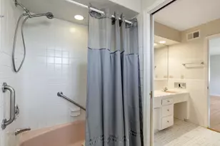 [Address not provided], Lincolnwood, IL 60712 - Photo 26