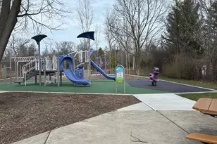 [Address not provided], Deerfield, IL 60015 - Photo 20