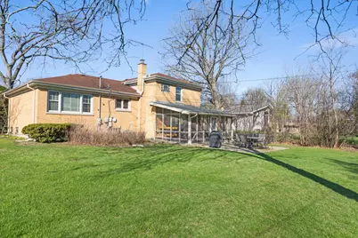 [Address not provided], Deerfield, IL 60015 - Photo 18
