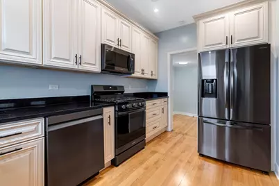 [Address not provided], Chicago, IL 60625 - Photo 6