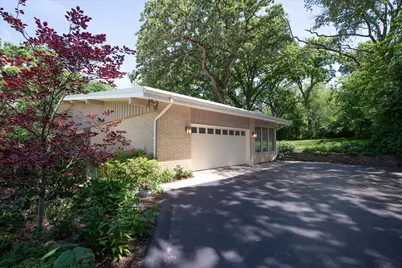 1196 Nottingham Lane, Elgin, IL 60120 - Photo 4