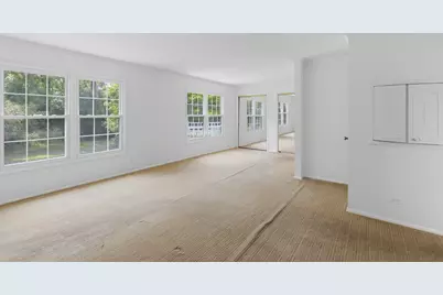 [Address not provided], Deerfield, IL 60015 - Photo 12
