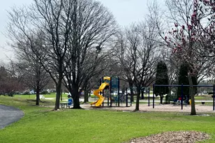 108 N Lancaster Dr, Bolingbrook, IL 60440 - Photo 6