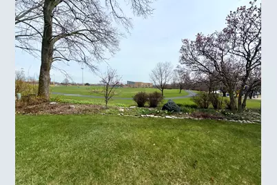 108 N Lancaster Drive, Bolingbrook, IL 60440 - Photo 4