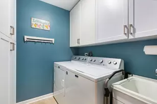 803 Willow Hills Ln, Prospect Heights, IL 60070 - Photo 12