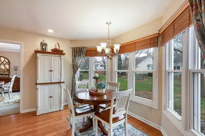 803 Willow Hills Lane, Prospect Heights, IL 60070 - Photo 8