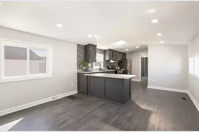 3515 Barb Avenue, Park City, IL 60085 - Photo 4