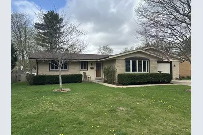 218 Gladys Avenue, Fox River Grove, IL 60021 - Photo 1