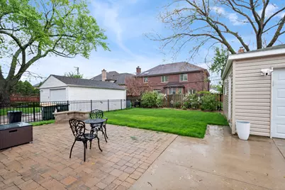 7027 Foster Street, Morton Grove, IL 60053 - Photo 18