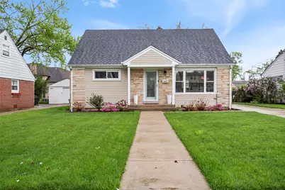 7027 Foster Street, Morton Grove, IL 60053 - Photo 1