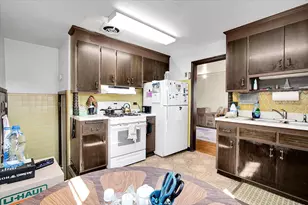 316 Morris Ave, Bellwood, IL 60104 - Photo 4