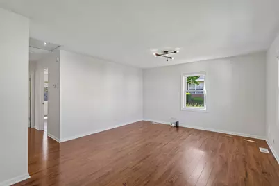 309 Northwestern Court #A, Bloomingdale, IL 60108 - Photo 4