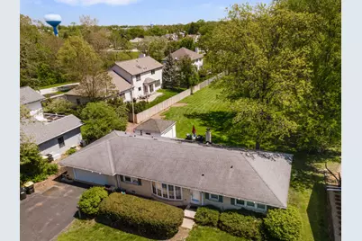205 Oak Avenue, Westmont, IL 60559 - Photo 4