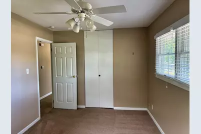 401 Holly Drive, Streamwood, IL 60107 - Photo 12