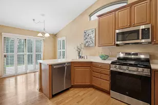 34220 N Wineberry Ln, Round Lake, IL 60073 - Photo 4