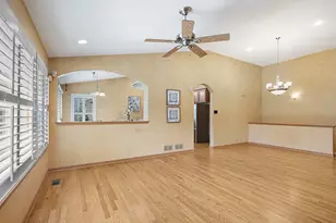 34220 N Wineberry Ln, Round Lake, IL 60073 - Photo 18