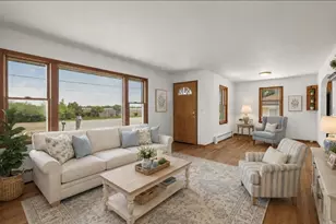 17931 W Gages Lake Rd, Grayslake, IL 60030 - Photo 2