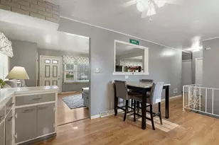 400 45th St, Melrose Park, IL 60164 - Photo 4