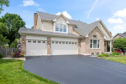 5250 Morningview Drive, Hoffman Estates, IL 60192 - Photo 2