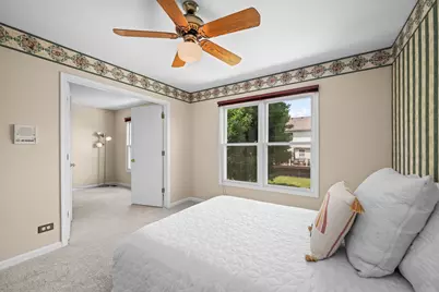 5250 Morningview Drive, Hoffman Estates, IL 60192 - Photo 34