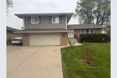 4608 Sycamore Lane, Rolling Meadows, IL 60008 - Photo 2