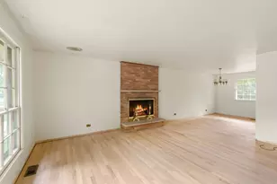 533 Bahama Ln, Schaumburg, IL 60193 - Photo 6