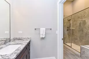625 N Loomis St, Naperville, IL 60563 - Photo 24